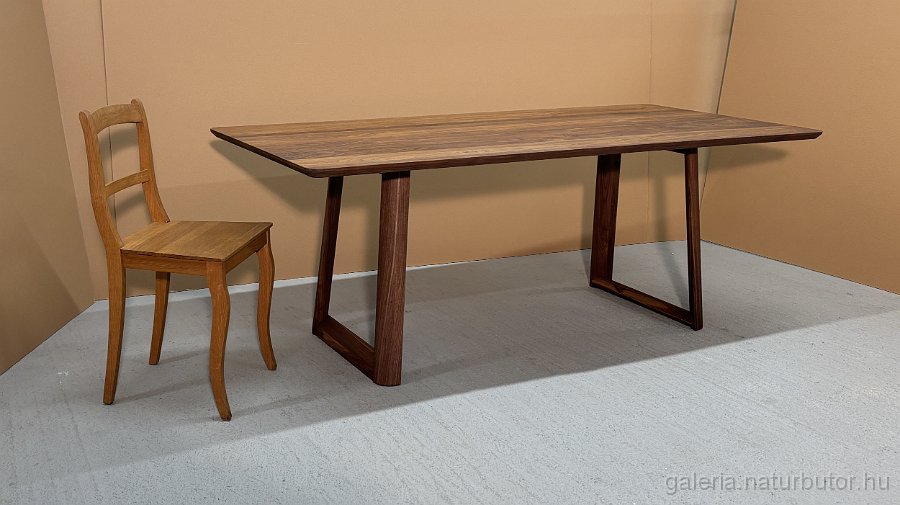 etkezoasztal_dio_olaj-felkez_SOC59-5456-10-01_VRE0125-2025.JPG - �tkez�asztal - di�, olajozott fel�letkezel�ssel (2 SOC59-5456-10-01 VRE125/25)