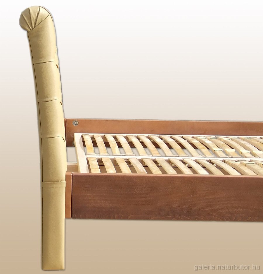 3Chesterfield.jpg - CHESTERFIELD �gykeret egyedi - fejv�g oldalr�l