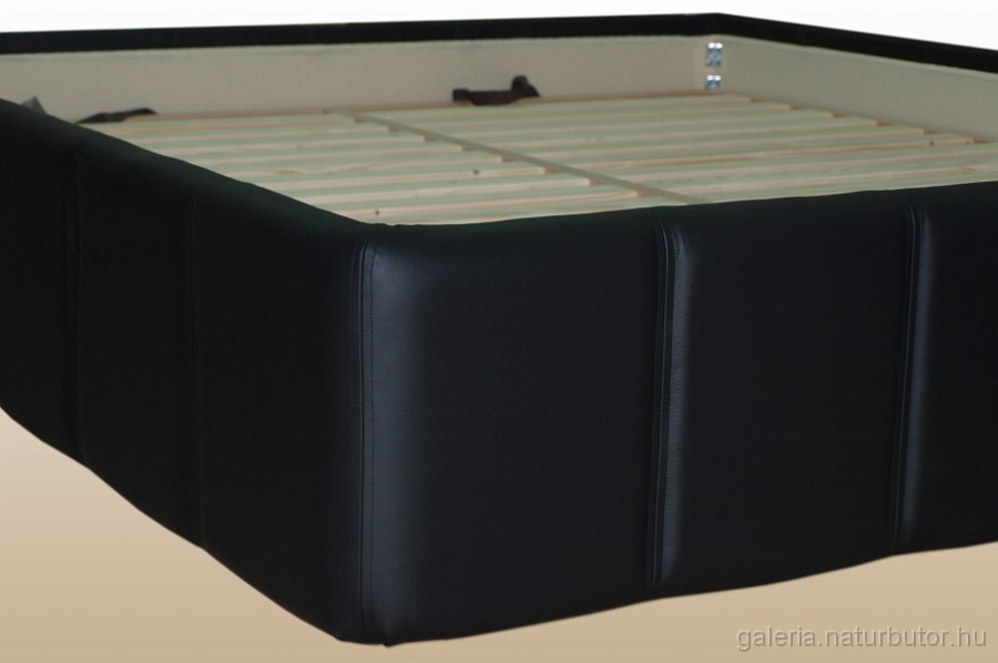 FUTON_I.jpg - FUTON I. �gykeret egyedi - b�r,varrott, r�szlet