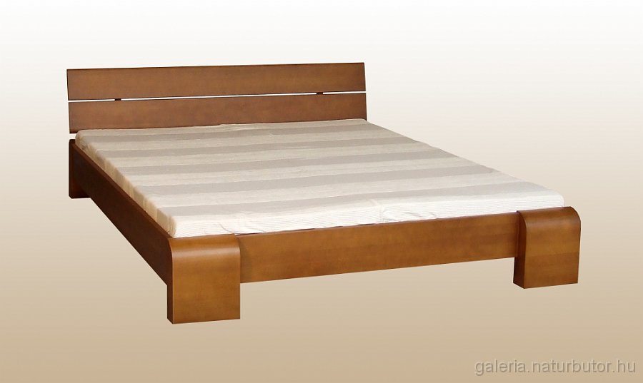 AMIGA_agyk_-_2szem_stand.jpg - AMIGA �gykeret - 2szem�lyes