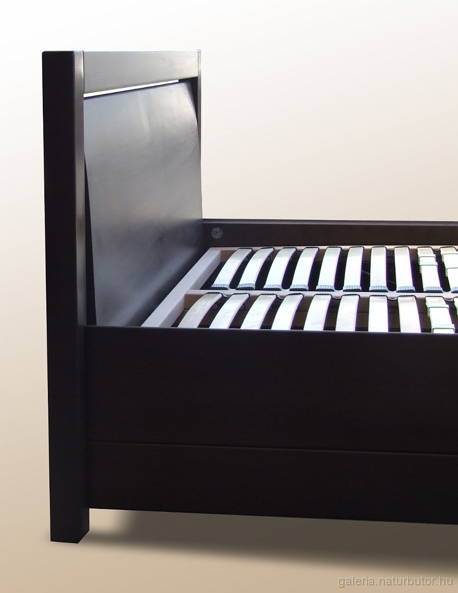 GRIFF2.jpg - GRIFF �gykeret - fejv�g