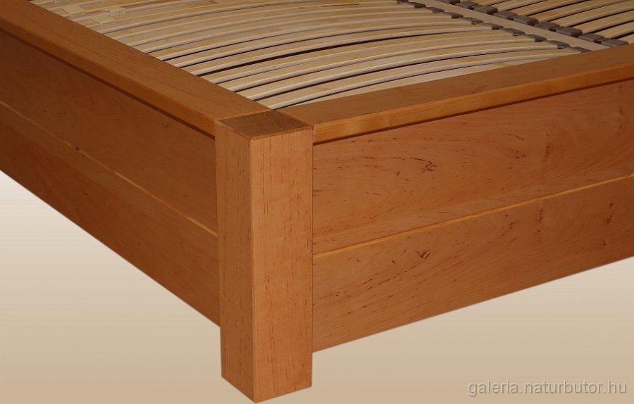 3LARGO.jpg - LARGO �gykeret - l�b