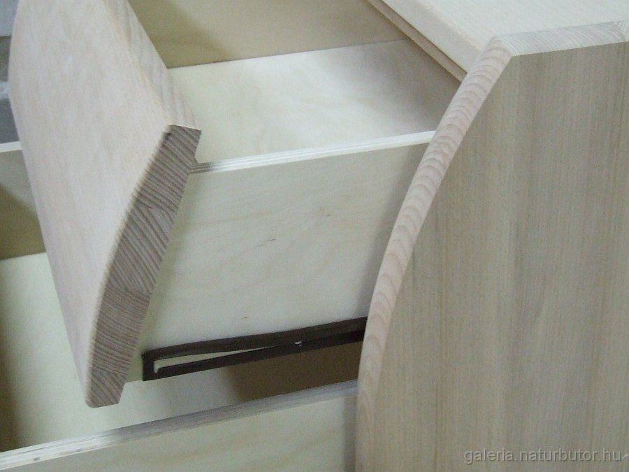 4rimini_ejjeliszekreny__reszlet.jpg - RIMINI �jjeli - r�szlet
