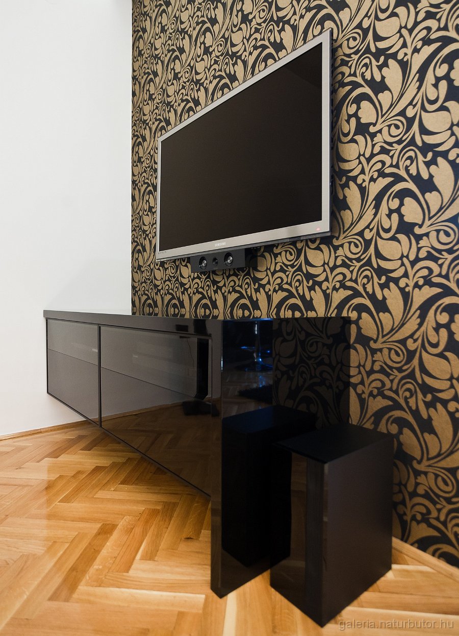 tv-szekreny-110422.jpg - TV-szekr�ny (110422)