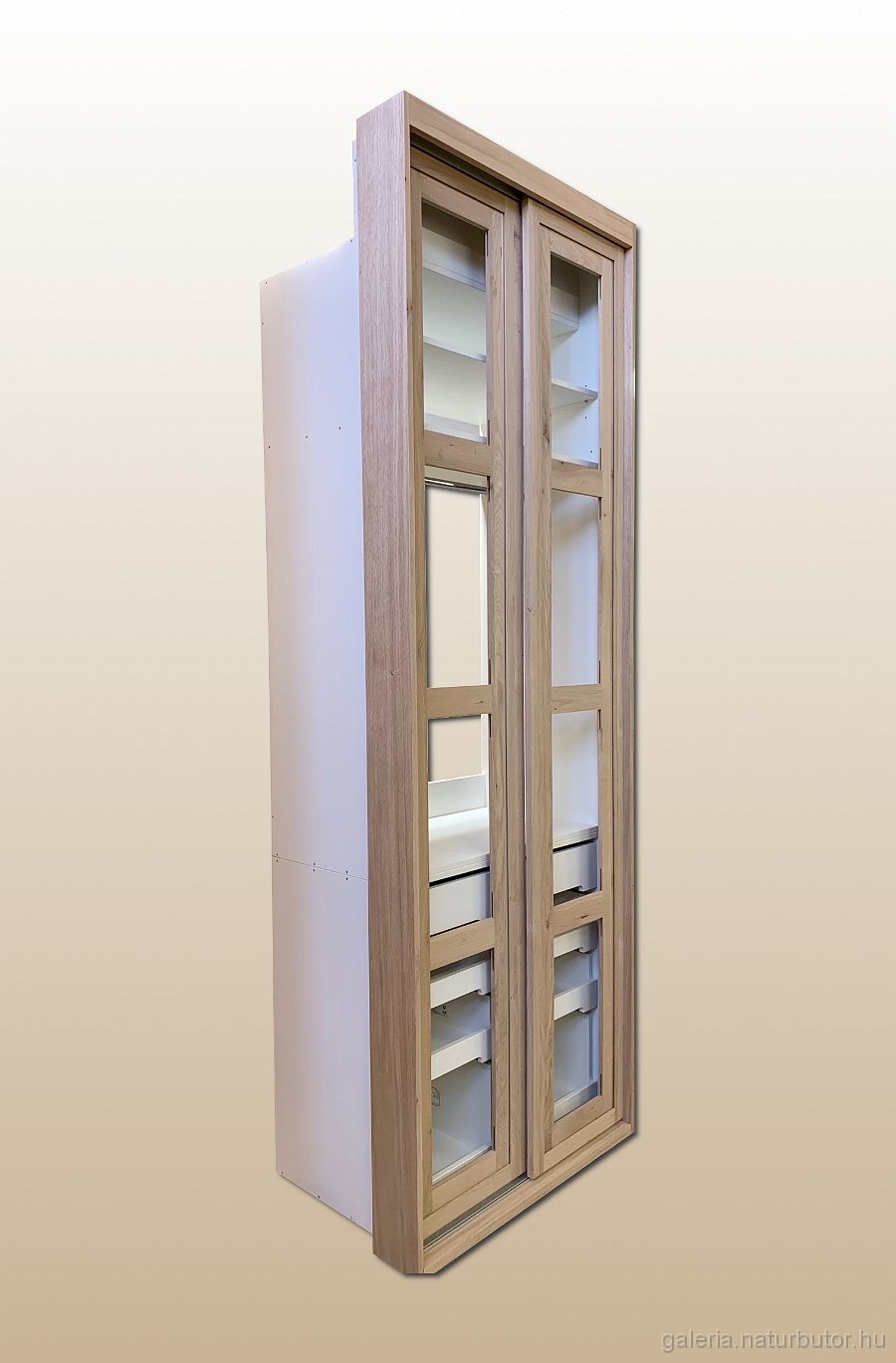 beep_szekreny_vre96-24.jpg - Be�p�tett szekr�ny, m�helyk�p (vre96-24)