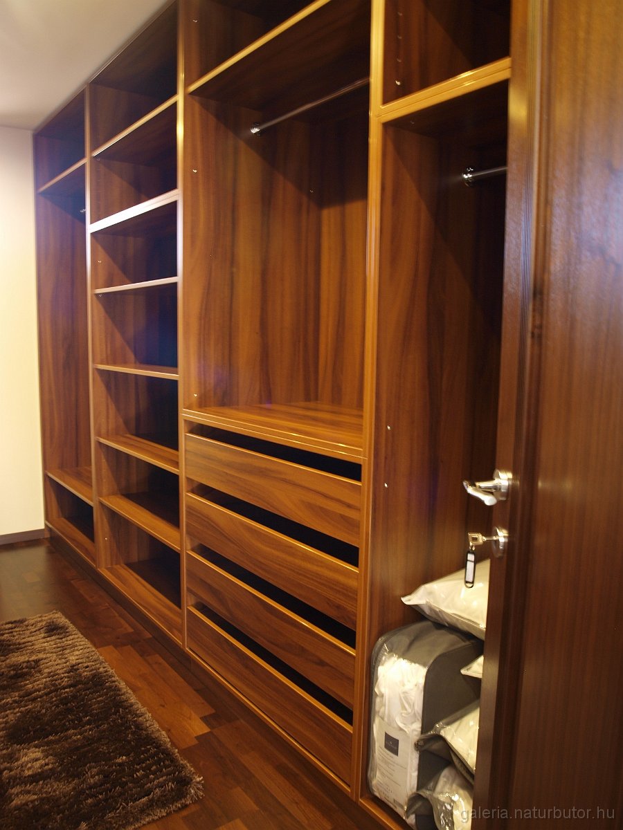 gardrob-butor-120229-2.jpg - Be�p�tett szekr�ny - Gardr�b b�tor (120229-2)