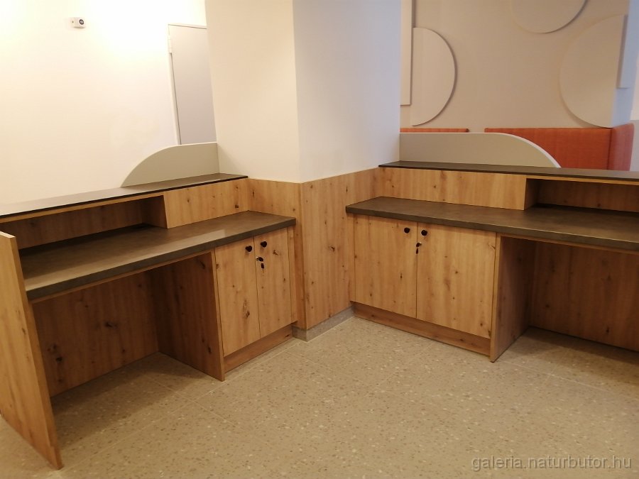 szallodai_recepcios_pult_4_vre1056-24.jpg - Sz�lloda recepci�s pult (4) (VRE1056/24)