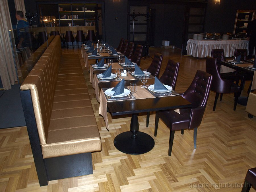 uj-vigado-111216-02.jpg - �j Vigad� (111216-02)